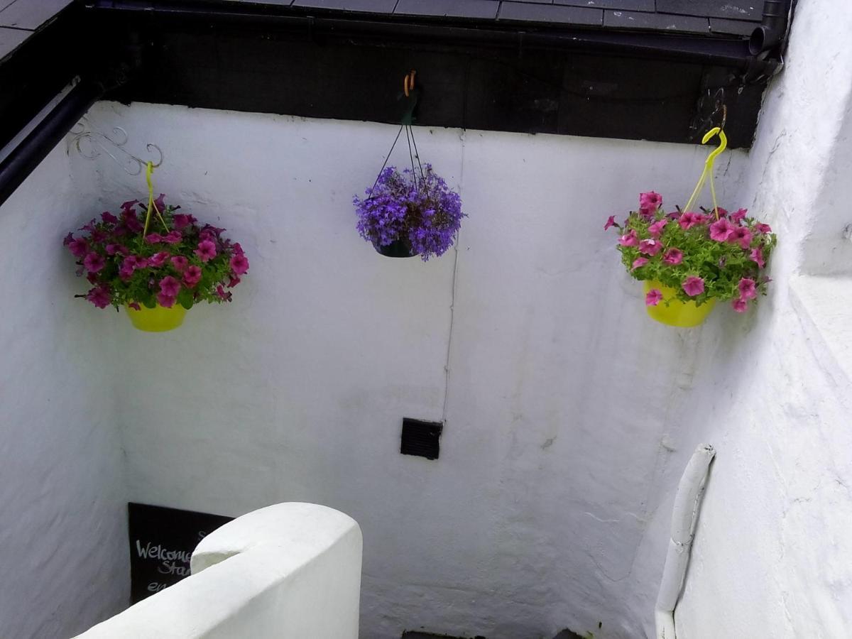 Starfish Rooms Tarbert  Exterior photo